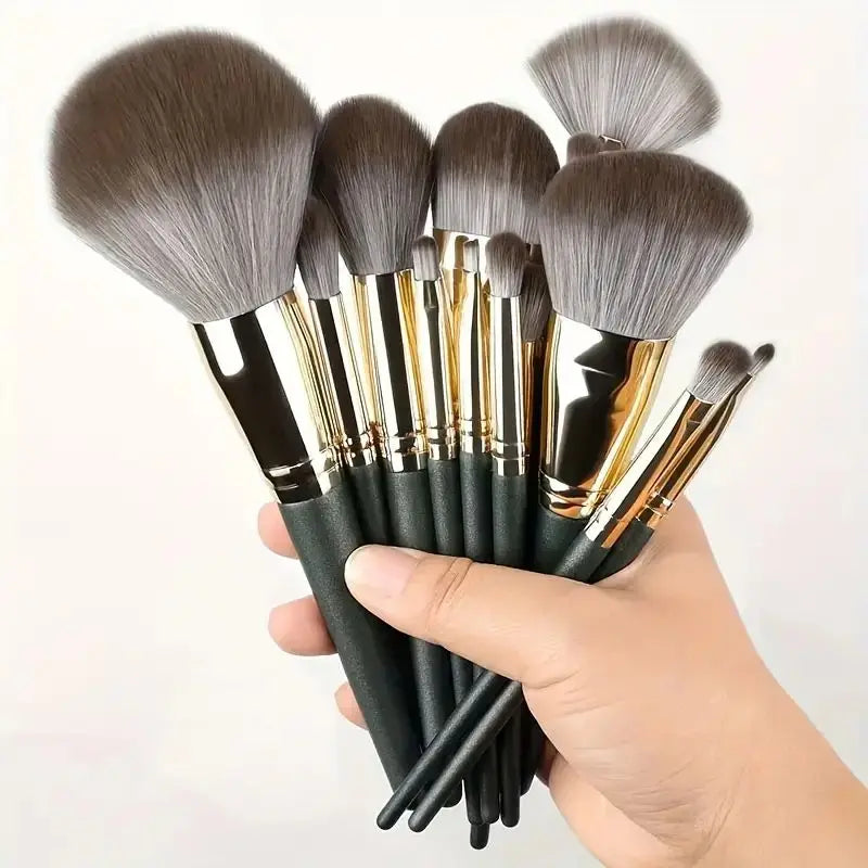 All-in-One Premium Brush Set – Perfect for Powder, Foundation, Eyeshadow & More