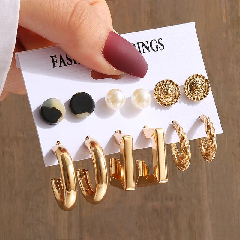 Gold Geometric Pearl Earrings Set – A Perfect Fusion of Elegance and Modern Design