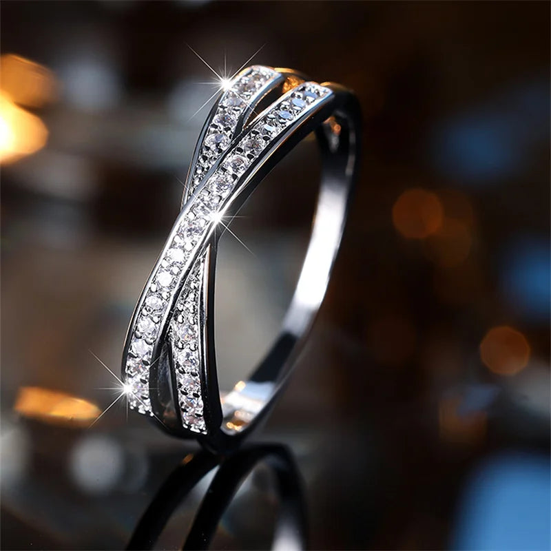 Amore Ring – A Touch of Passion That Immortalizes the Moment