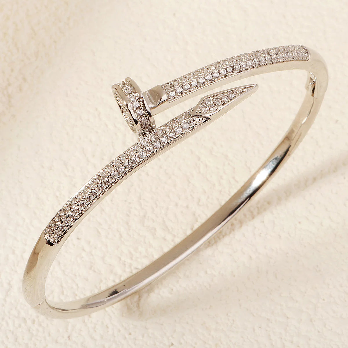 Miallo Royal Zircon Nail Bracelet – Luxury Women's Jewelry for Glamorous Events and Timeless Elegance