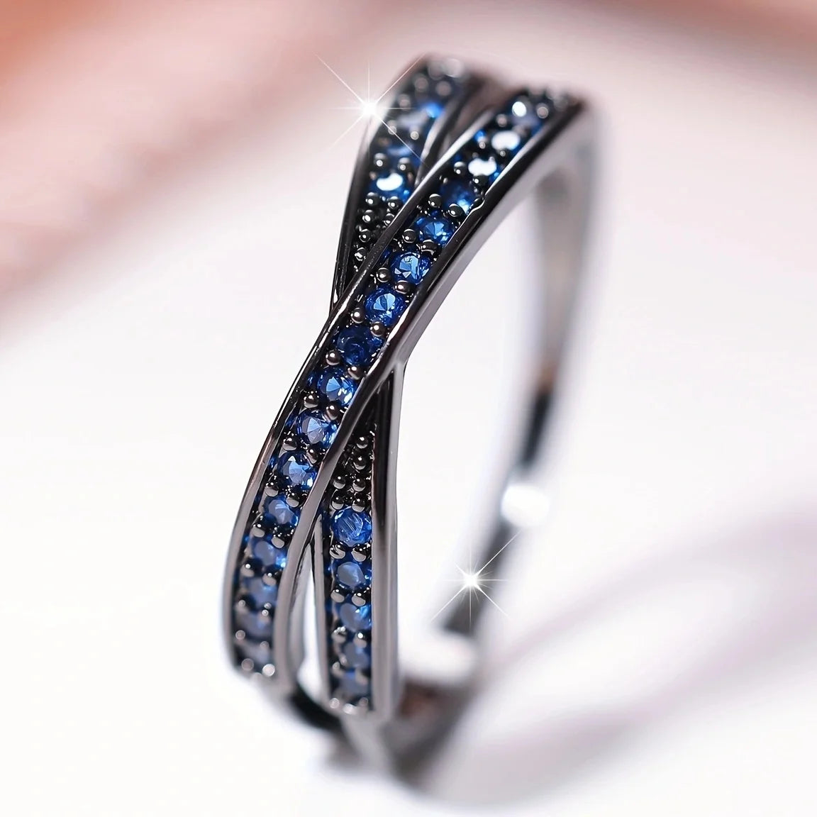Amore Ring – A Touch of Passion That Immortalizes the Moment