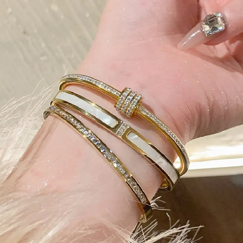 Gold-Plated Titanium Steel Bracelet with Zircon Inlay – A Timeless Classic for Women's Daily Chic