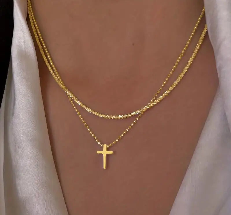 Silver Sparkling Necklace – A Trendy, Elegant Accessory to Shine in Every Occasion