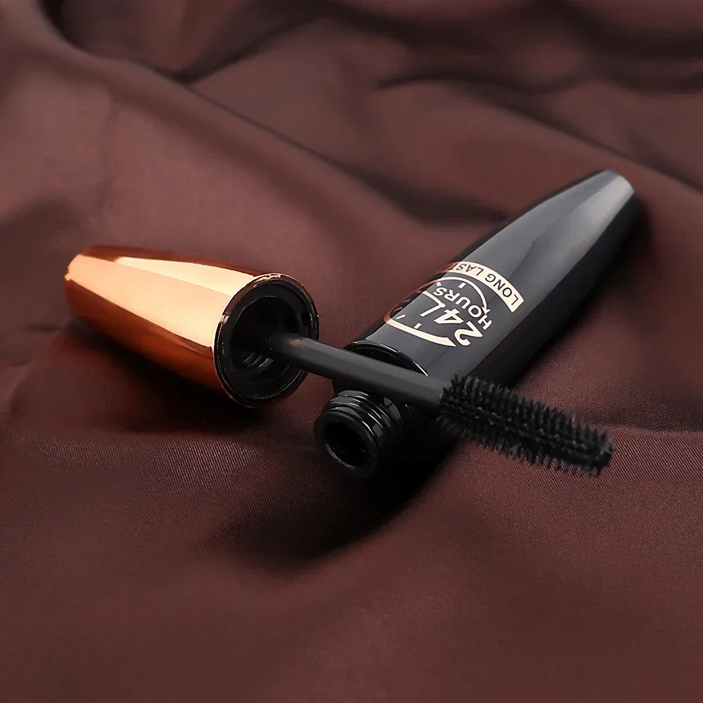 5D Waterproof Mascara – A Luxurious Touch for Longer, Fuller Lashes