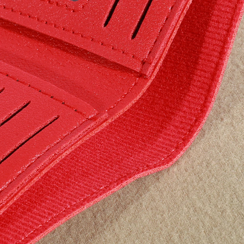 Trifold Coin Purse for Women and Minimalist Credit Card Holder: Elegance in the Details