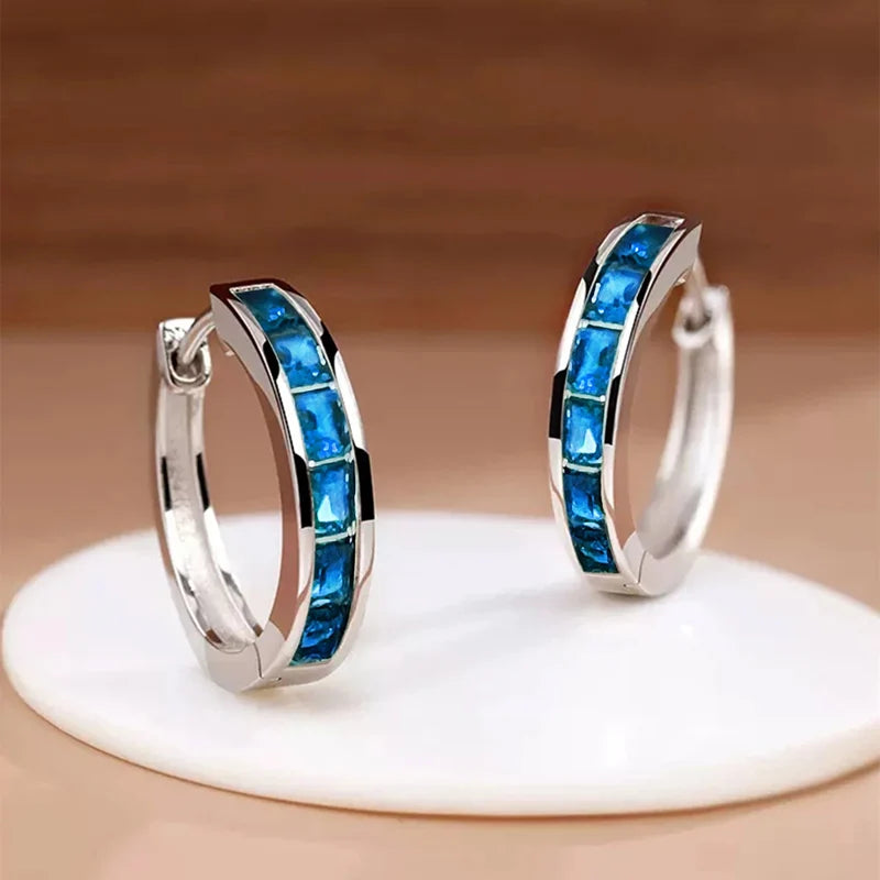 Huitan Classic Hoop Earrings – Simple and Elegant Jewelry Overflowing with Charm