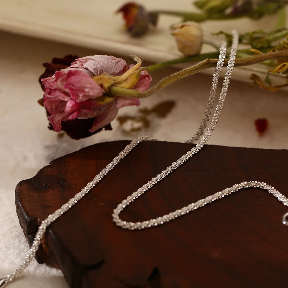 Silver Sparkling Necklace – A Trendy, Elegant Accessory to Shine in Every Occasion