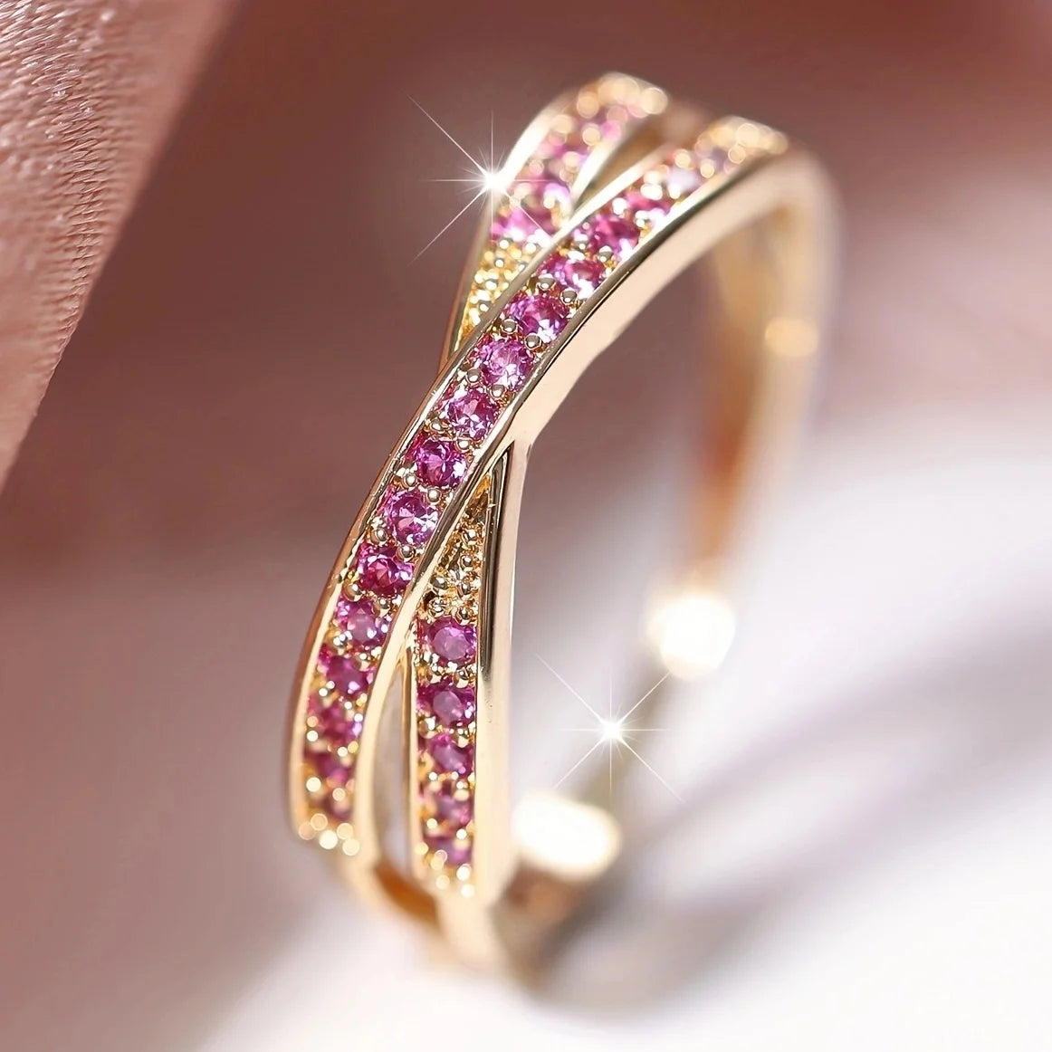 Amore Ring – A Touch of Passion That Immortalizes the Moment