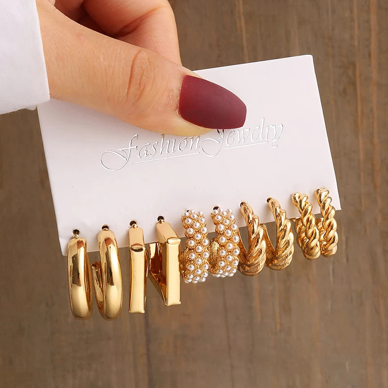 Gold Geometric Pearl Earrings Set – A Perfect Fusion of Elegance and Modern Design