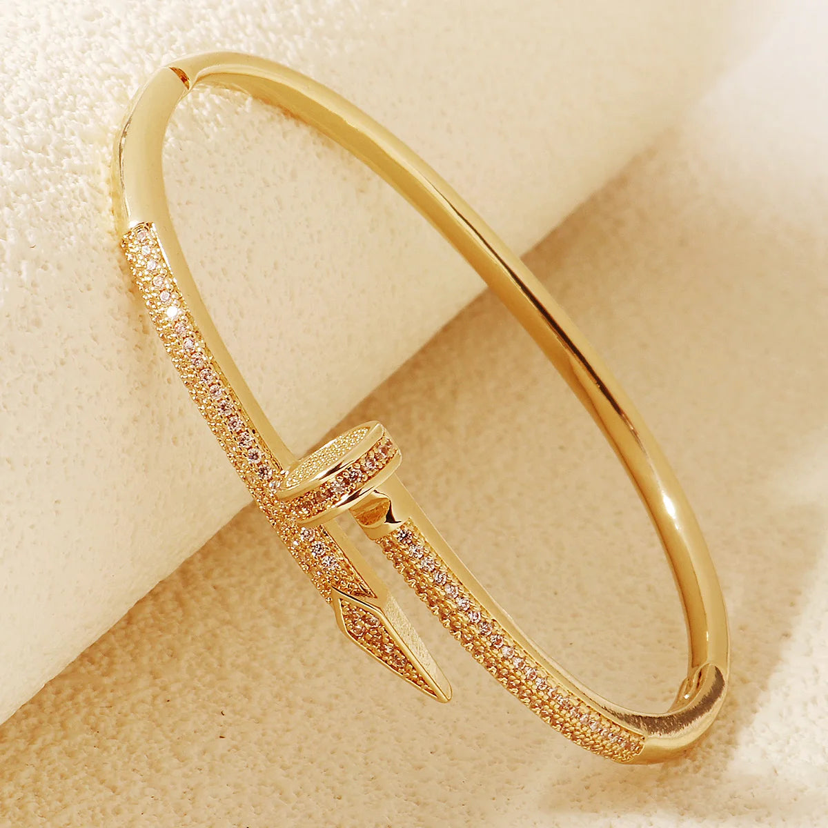 Miallo Royal Zircon Nail Bracelet – Luxury Women's Jewelry for Glamorous Events and Timeless Elegance