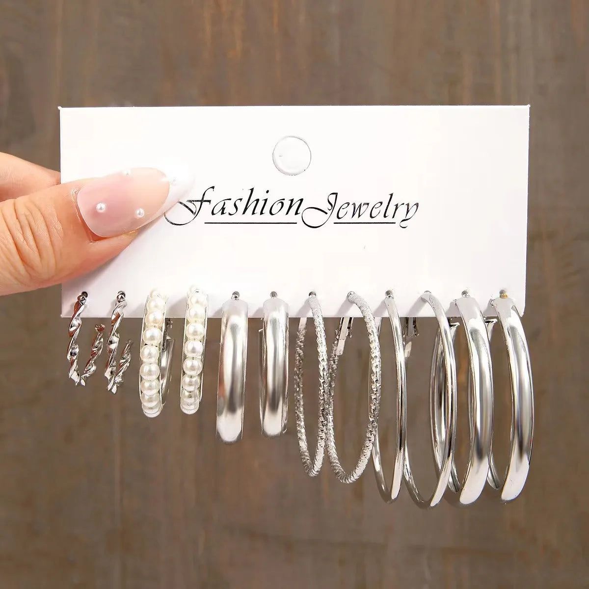 Y2K Vintage Silver Pearl Geometric Hoop Earring Set – Round, Circle, and Square Designs for a Sophisticated Look