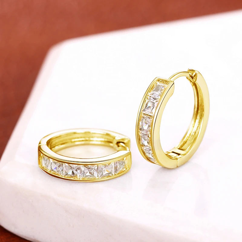 Huitan Classic Hoop Earrings – Simple and Elegant Jewelry Overflowing with Charm