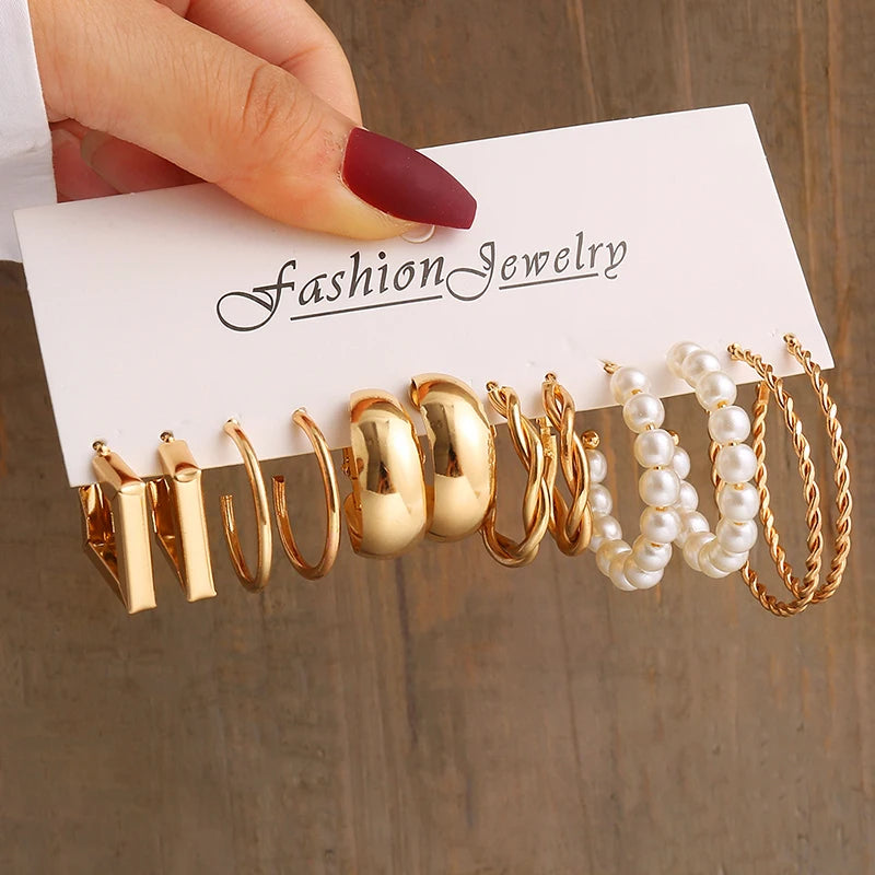 Gold Geometric Pearl Earrings Set – A Perfect Fusion of Elegance and Modern Design