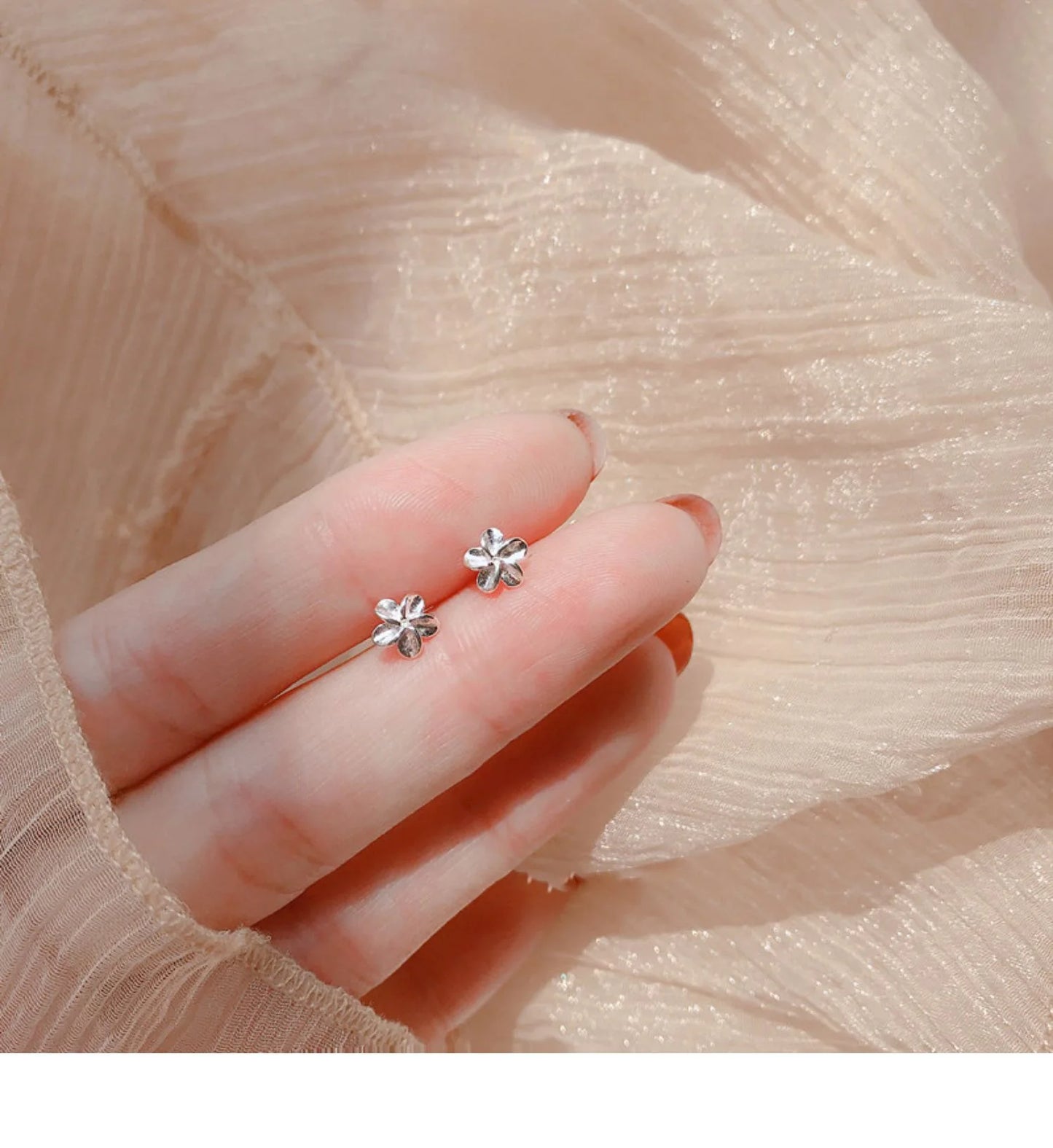 Heart Stud Earrings: Minimalist and Hypoallergenic Silver Star Design – Perfect Daily Wear Jewelry Gift for Women and Girls
