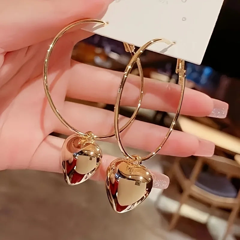 Elegant Heart Hoop Earrings – Luxe Alloy Jewelry for Women, Perfect for Romantic Evenings and Stylish Getaways