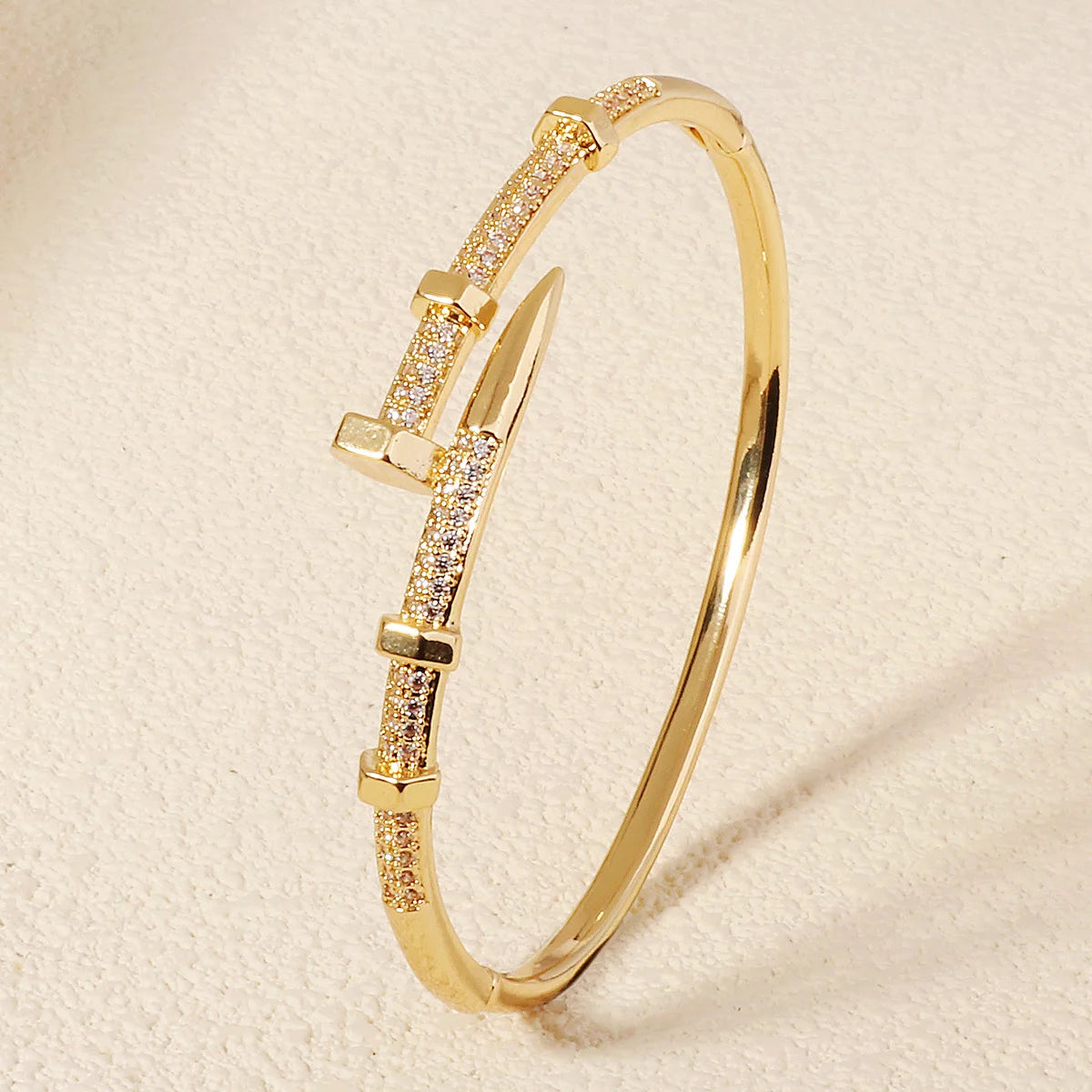 Miallo Royal Zircon Nail Bracelet – Luxury Women's Jewelry for Glamorous Events and Timeless Elegance