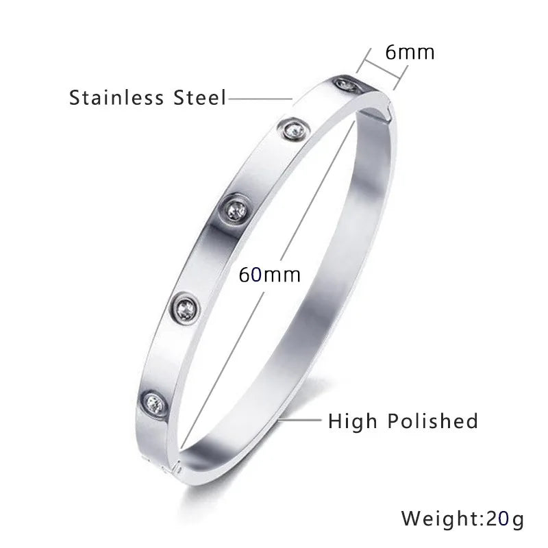 Timeless Platinum-Plated Bracelet with Elegant Classic Design