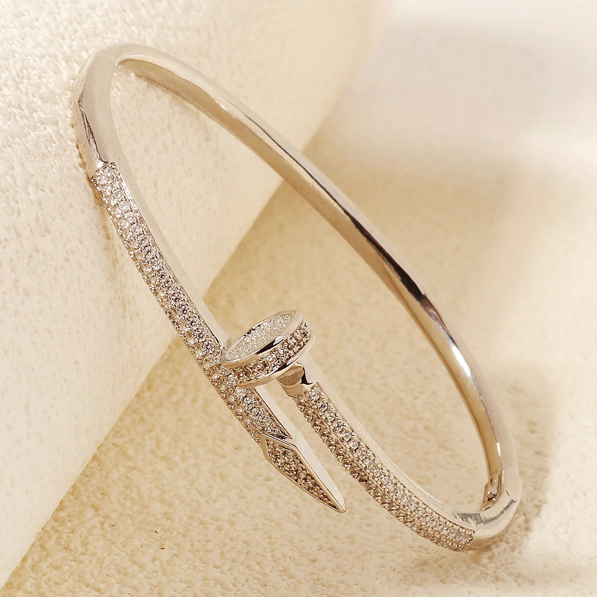 Miallo Royal Zircon Nail Bracelet – Luxury Women's Jewelry for Glamorous Events and Timeless Elegance