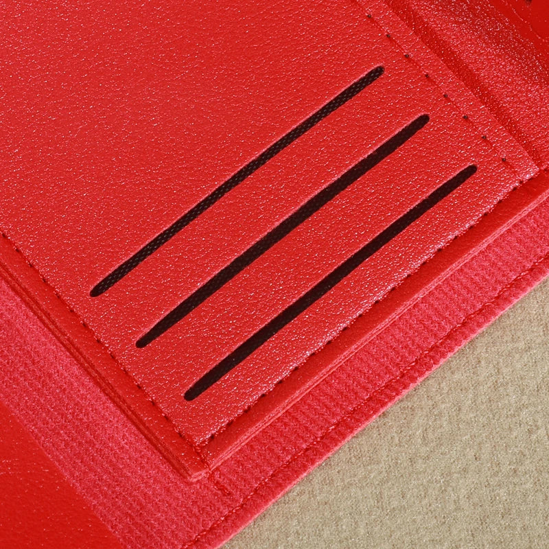Trifold Coin Purse for Women and Minimalist Credit Card Holder: Elegance in the Details