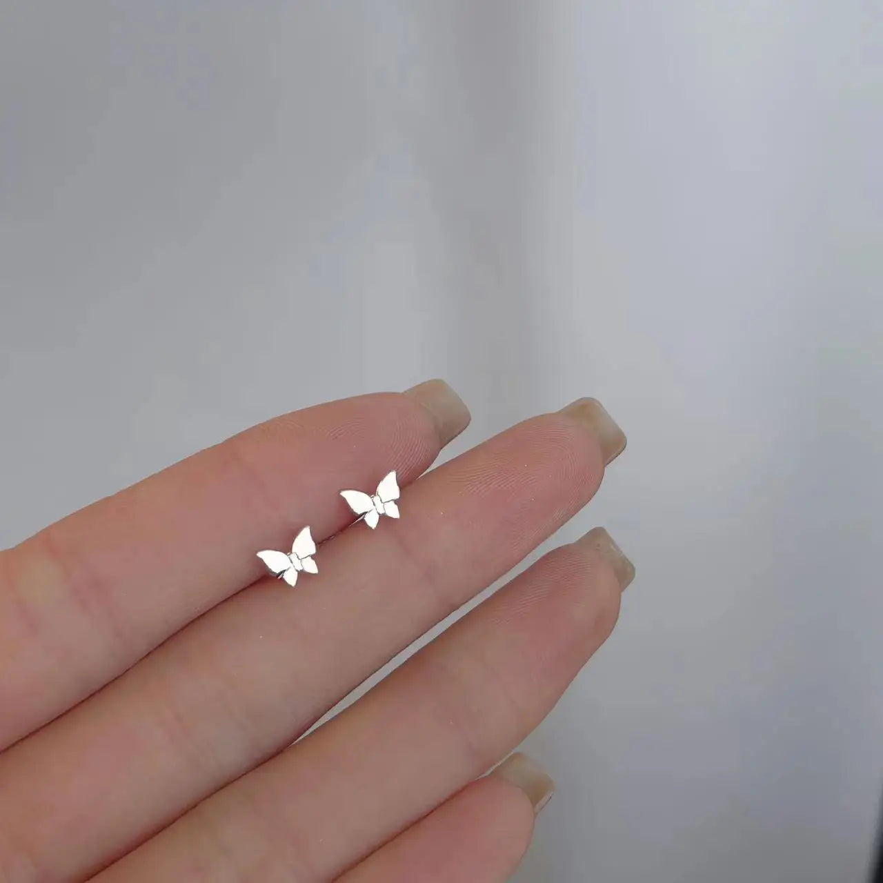 Heart Stud Earrings: Minimalist and Hypoallergenic Silver Star Design – Perfect Daily Wear Jewelry Gift for Women and Girls