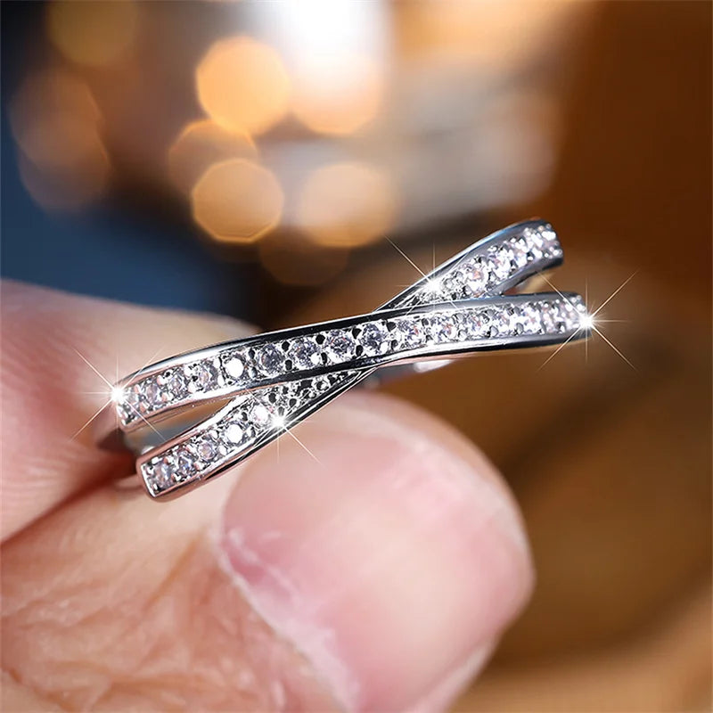 Amore Ring – A Touch of Passion That Immortalizes the Moment