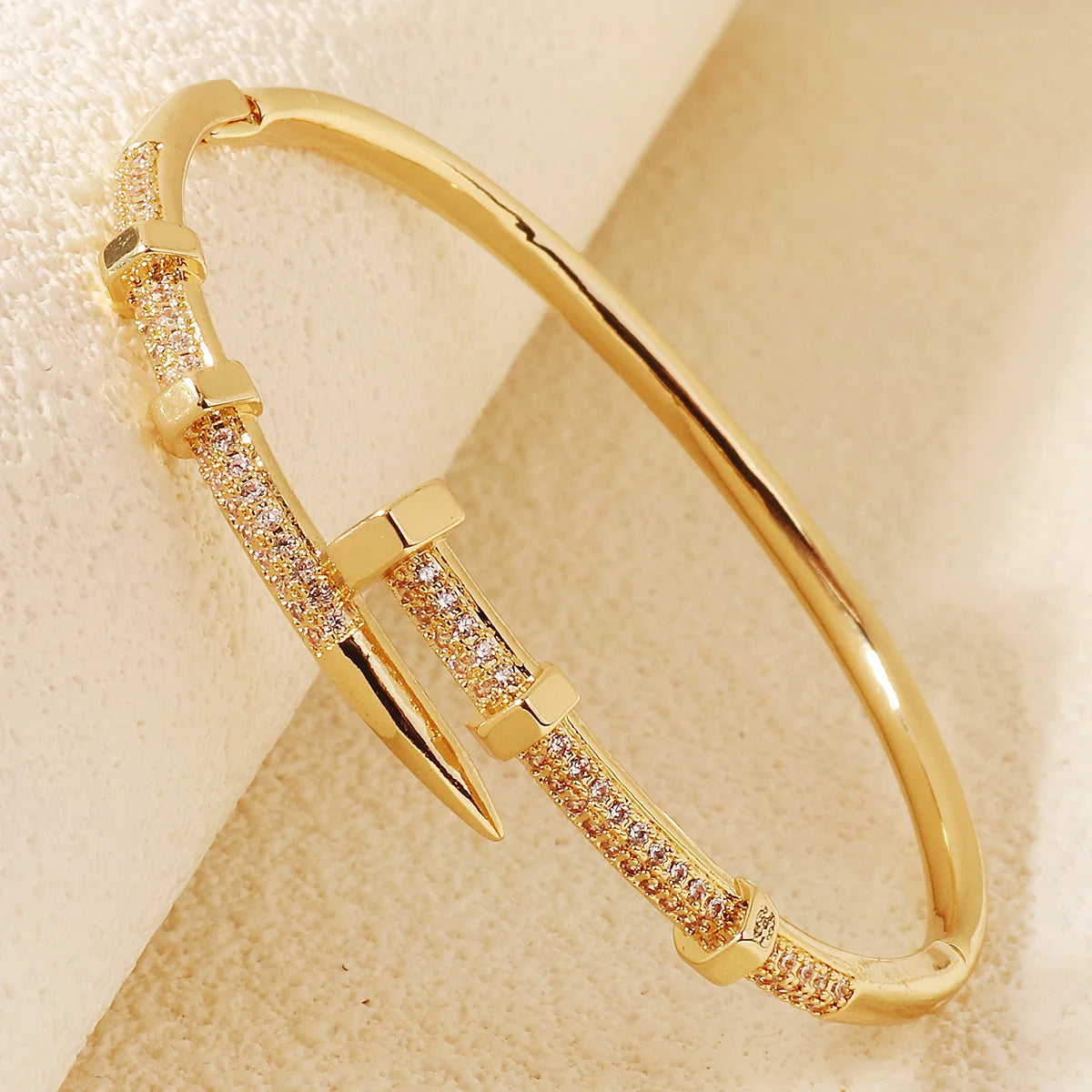 Miallo Royal Zircon Nail Bracelet – Luxury Women's Jewelry for Glamorous Events and Timeless Elegance