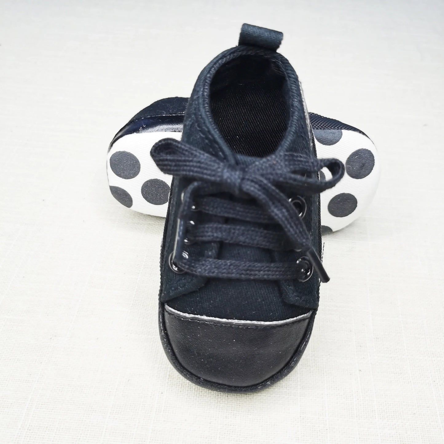 Chic Star-Print Baby Shoes – Stylish & Non-Slip for Early Walkers