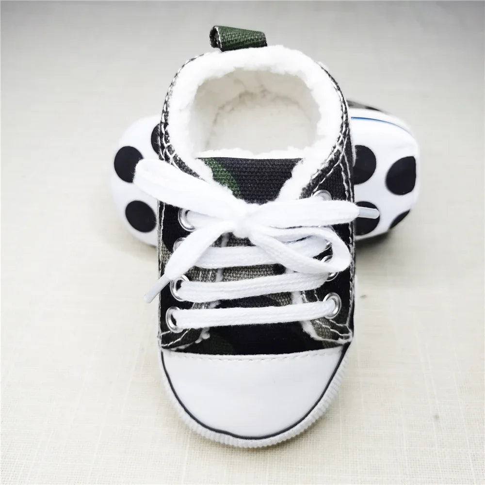 Chic Star-Print Baby Shoes – Stylish & Non-Slip for Early Walkers
