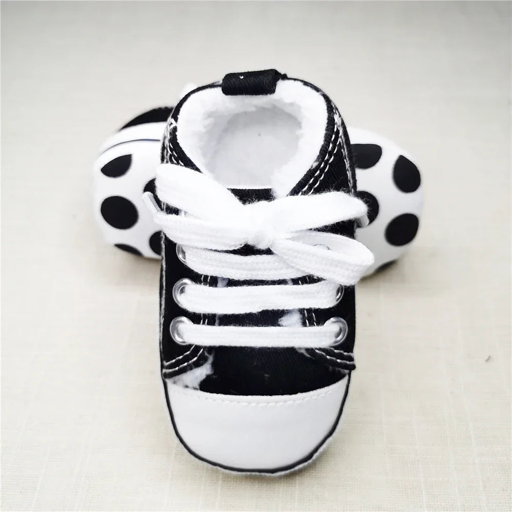 Chic Star-Print Baby Shoes – Stylish & Non-Slip for Early Walkers